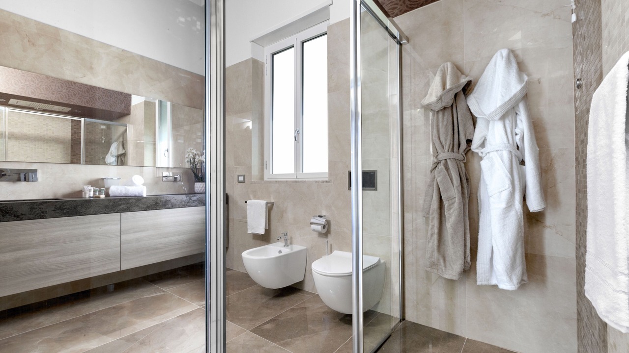 Photo of Bathroom in Sorrento City Centre