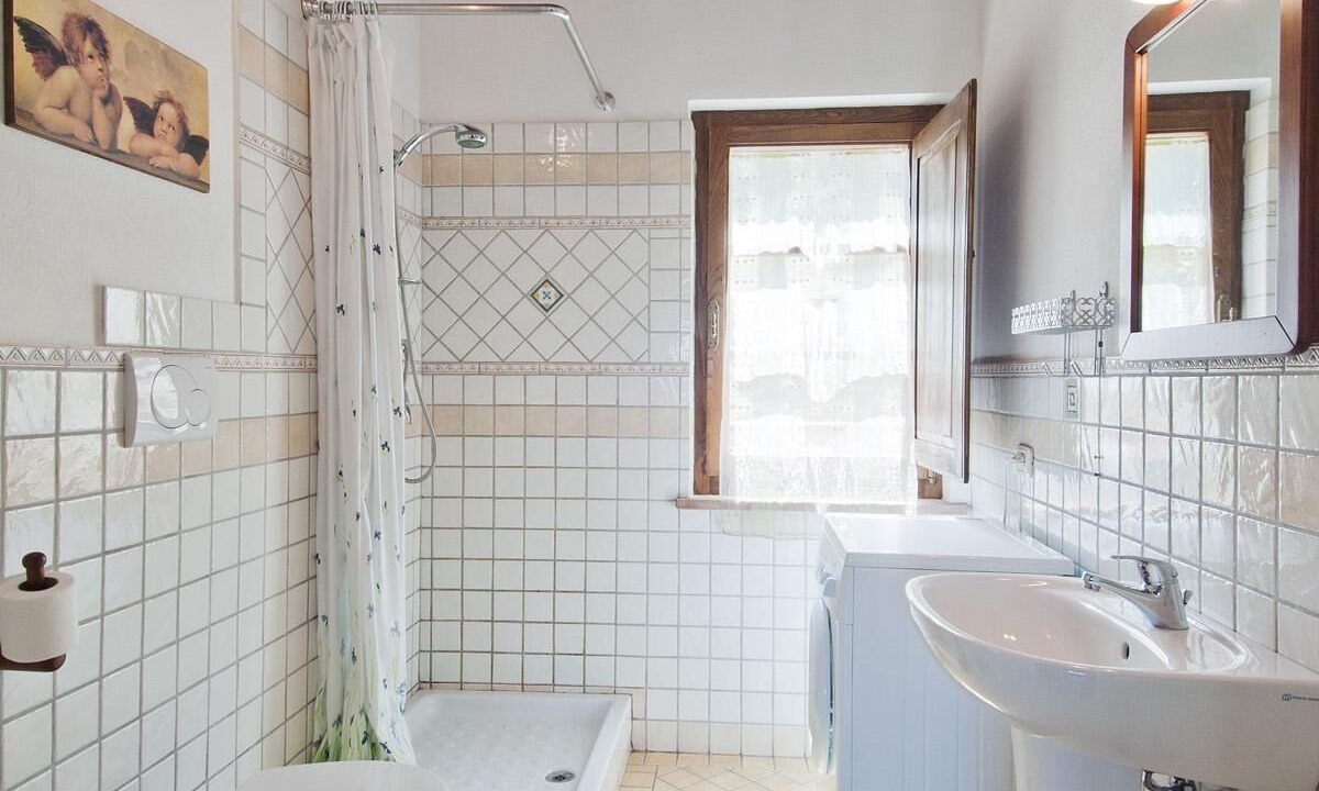 Photo of Bathroom in Cinigiano