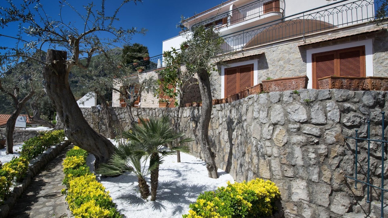 Photo of Outdoor in Sirenuse