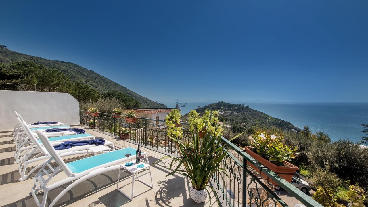 Photo of Patio Balcony in Sirenuse