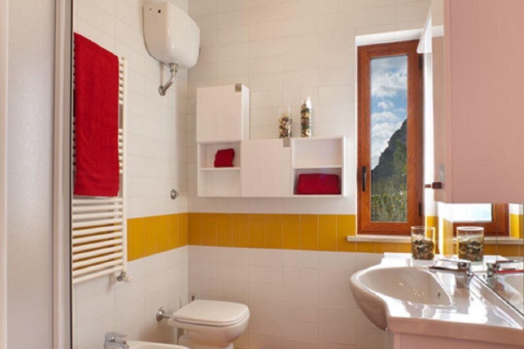 Photo of Bathroom in Sirenuse