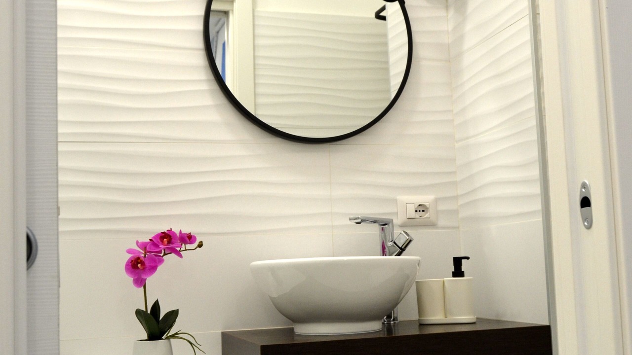 Photo of Bathroom in Quartieri Spagnoli
