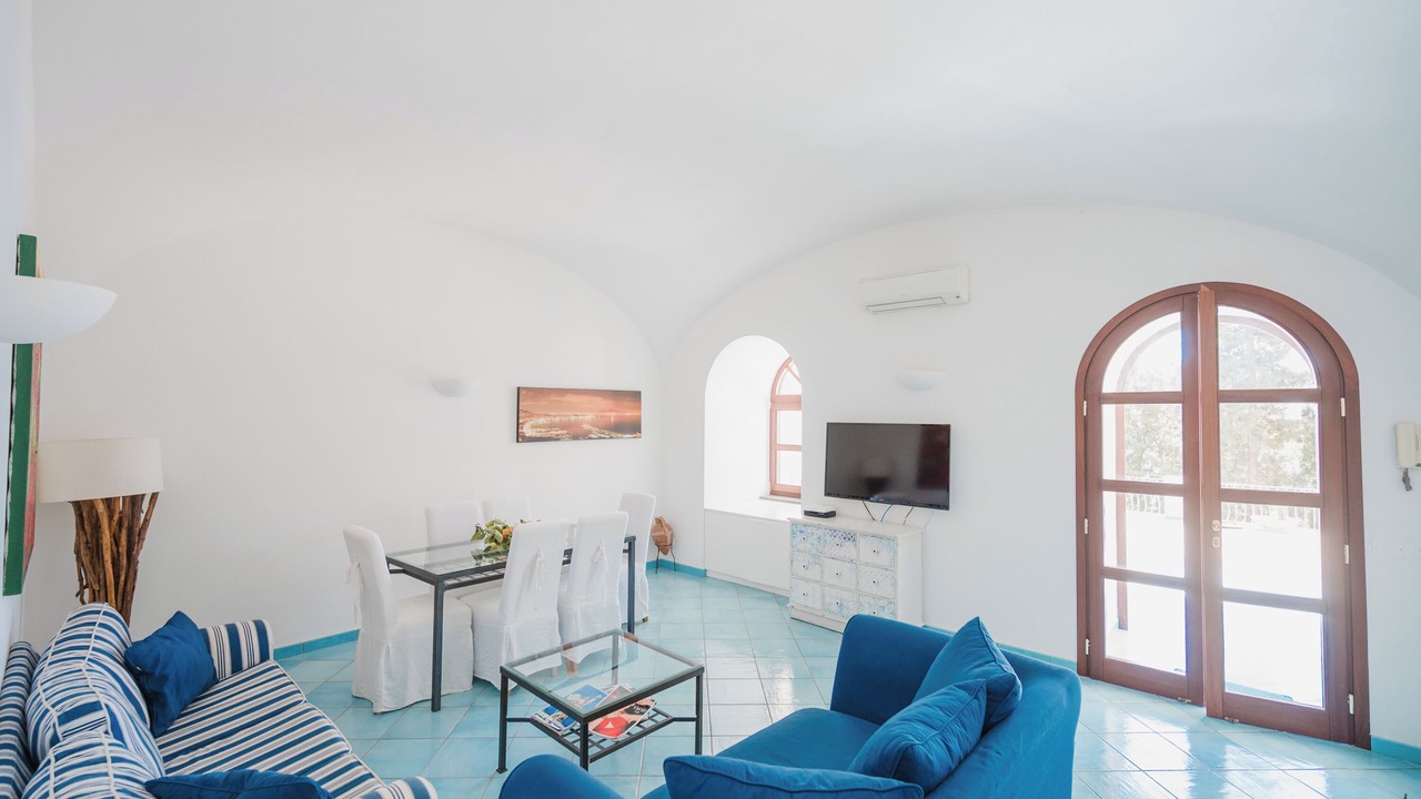 Photo of Livingroom in Capri