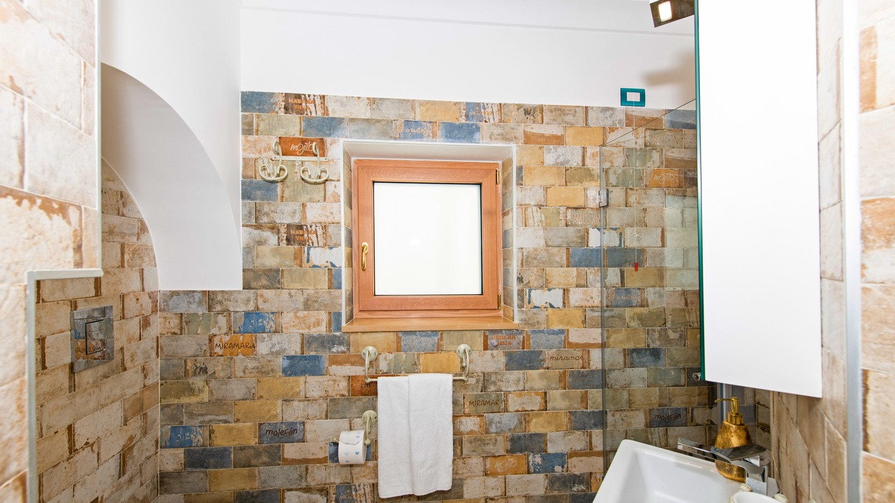Photo of Bathroom in Montepertuso