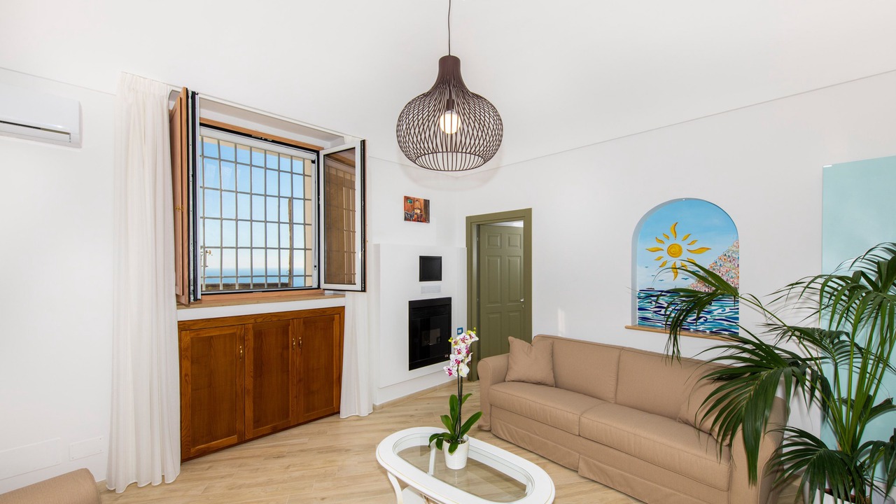 Photo of Livingroom in Montepertuso