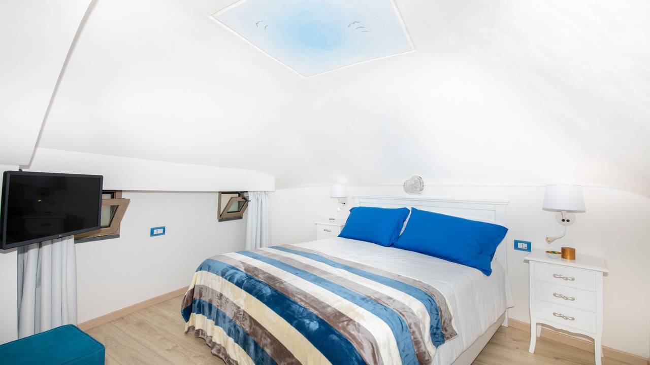 Photo of Bedroom in Montepertuso