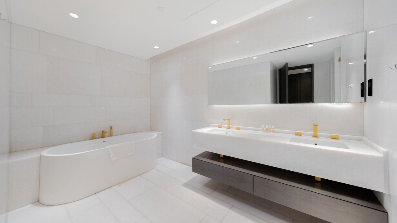 Photo of Bathroom in Palm Jumeirah