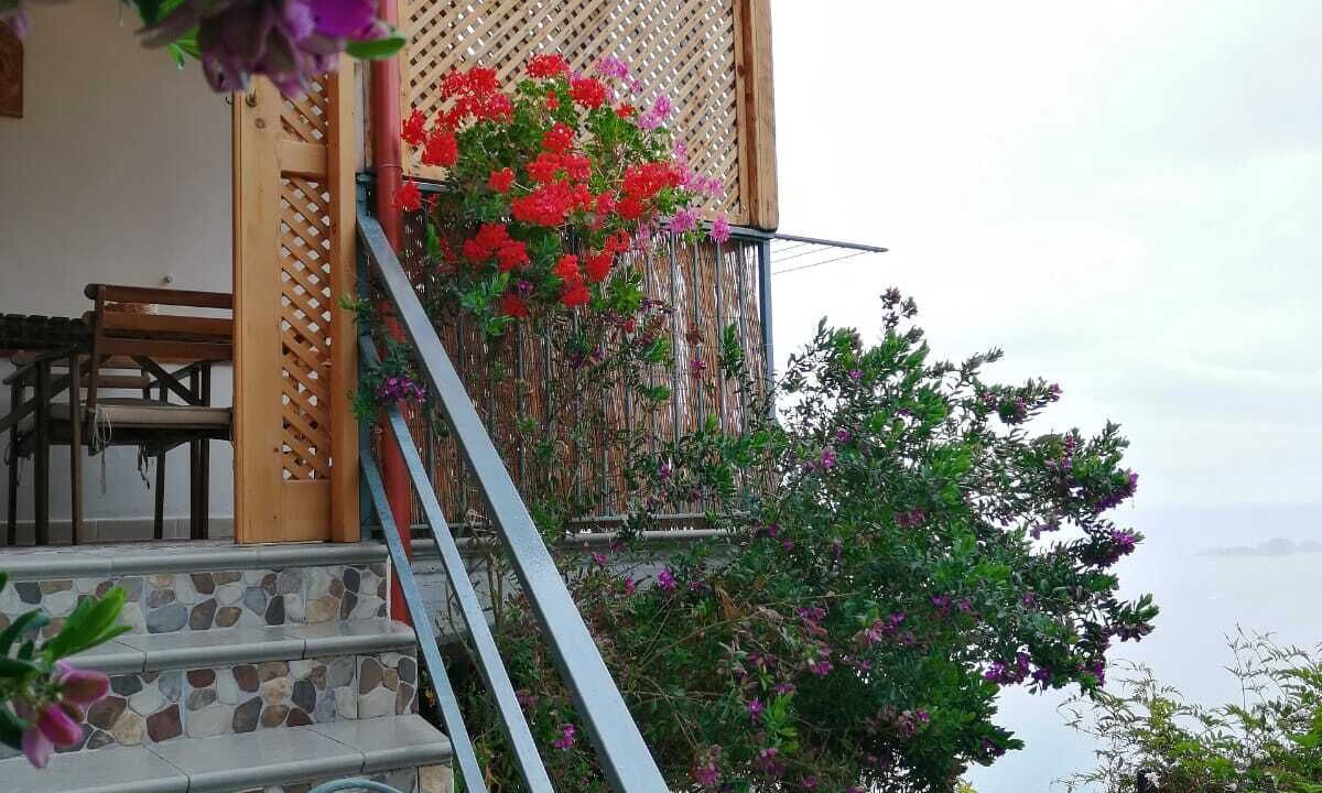 Photo of Outdoor in Montepertuso
