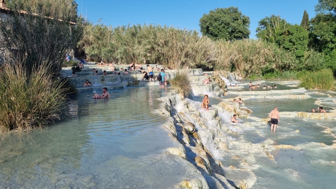 Photo of Others in Saturnia