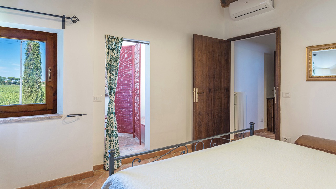 Photo of Bedroom in Montepulciano