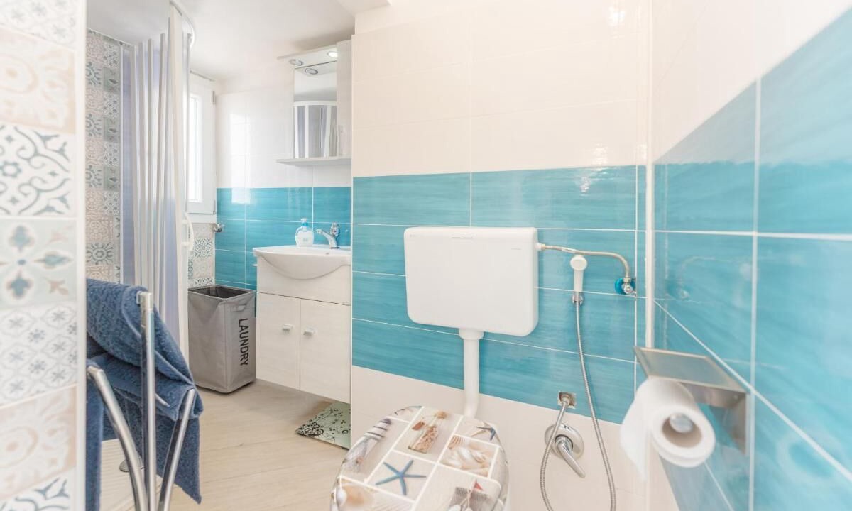 Photo of Bathroom in Procida