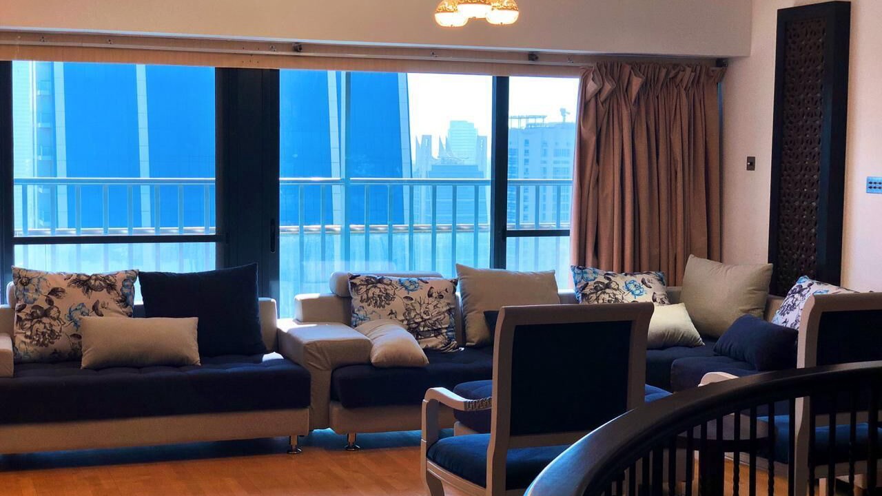 Photo of Livingroom in Umm Suqeim 3