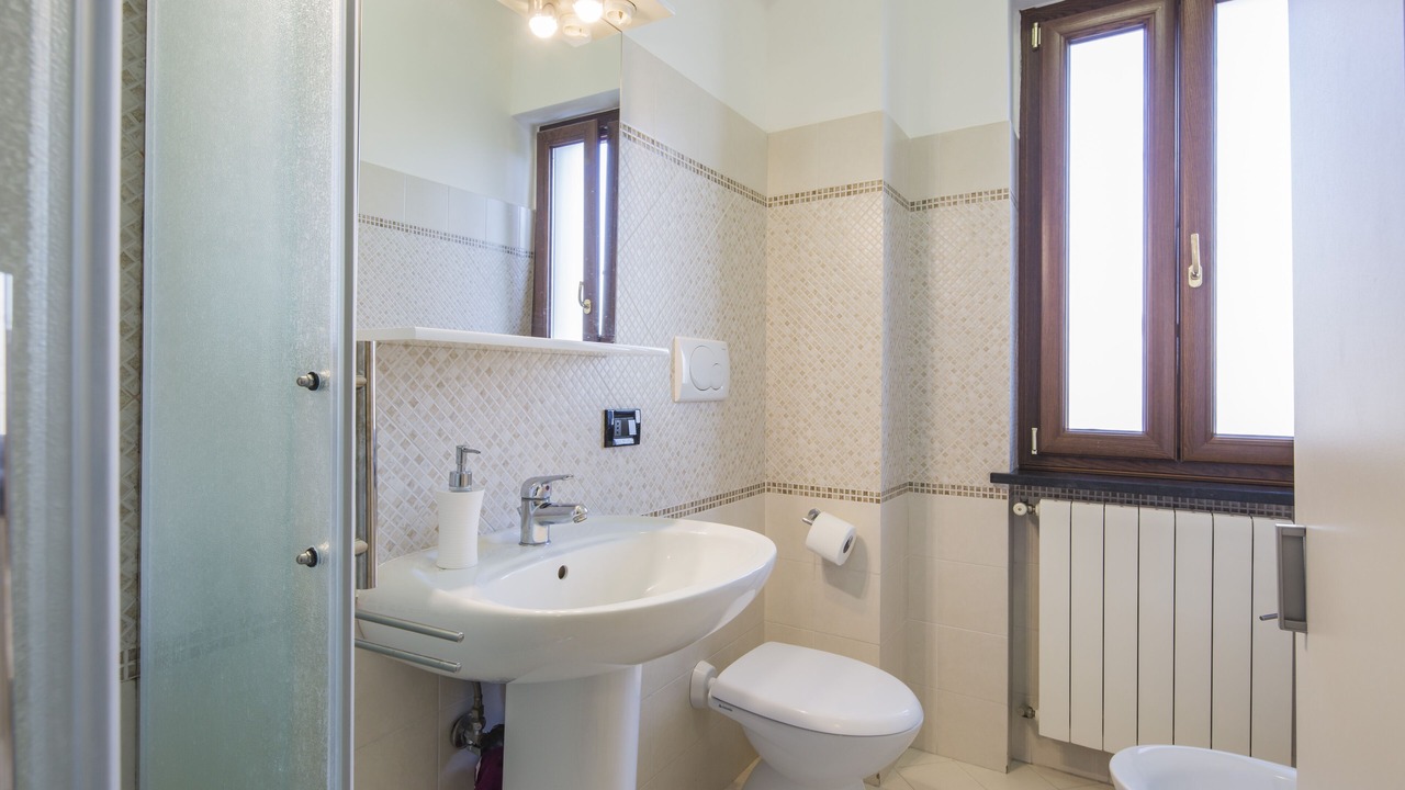 Photo of Bathroom in Sorrento City Centre