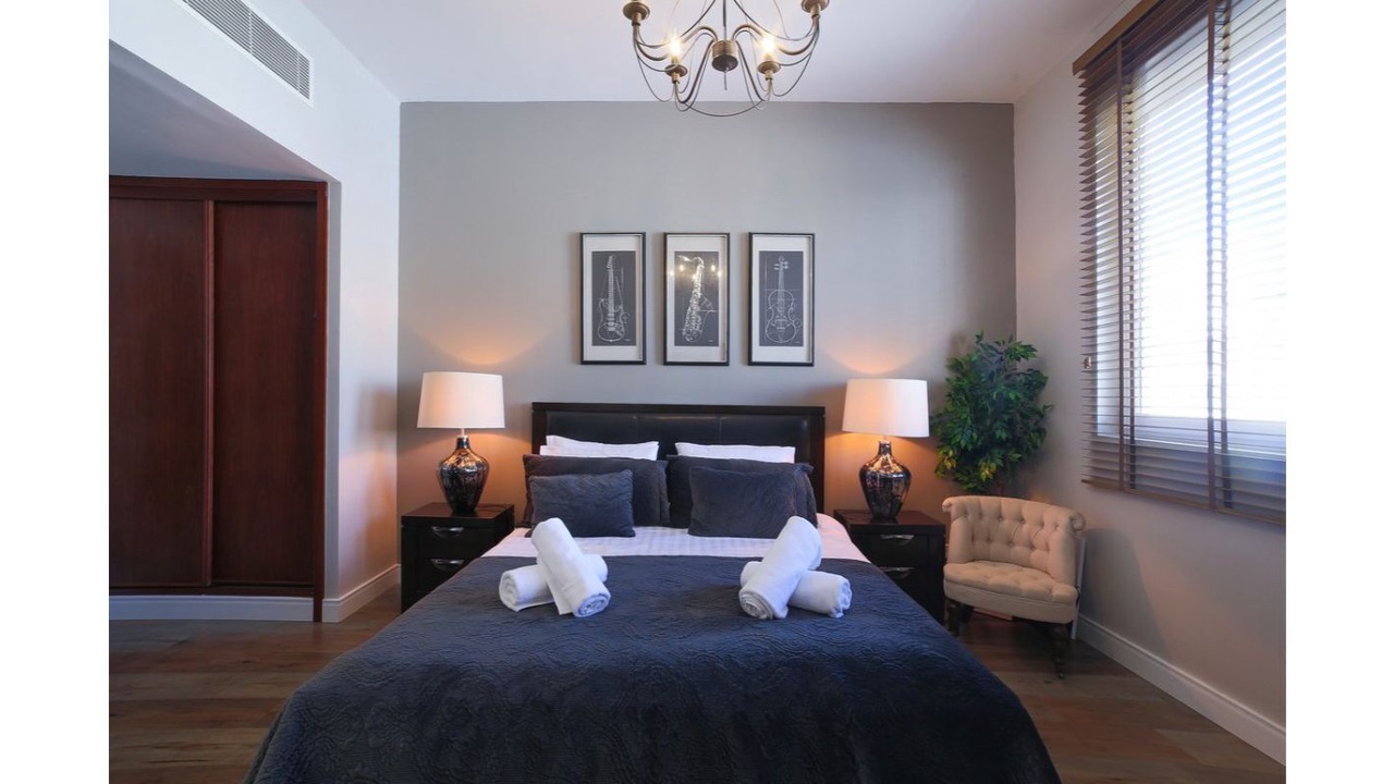 Photo of Bedroom in Motor City