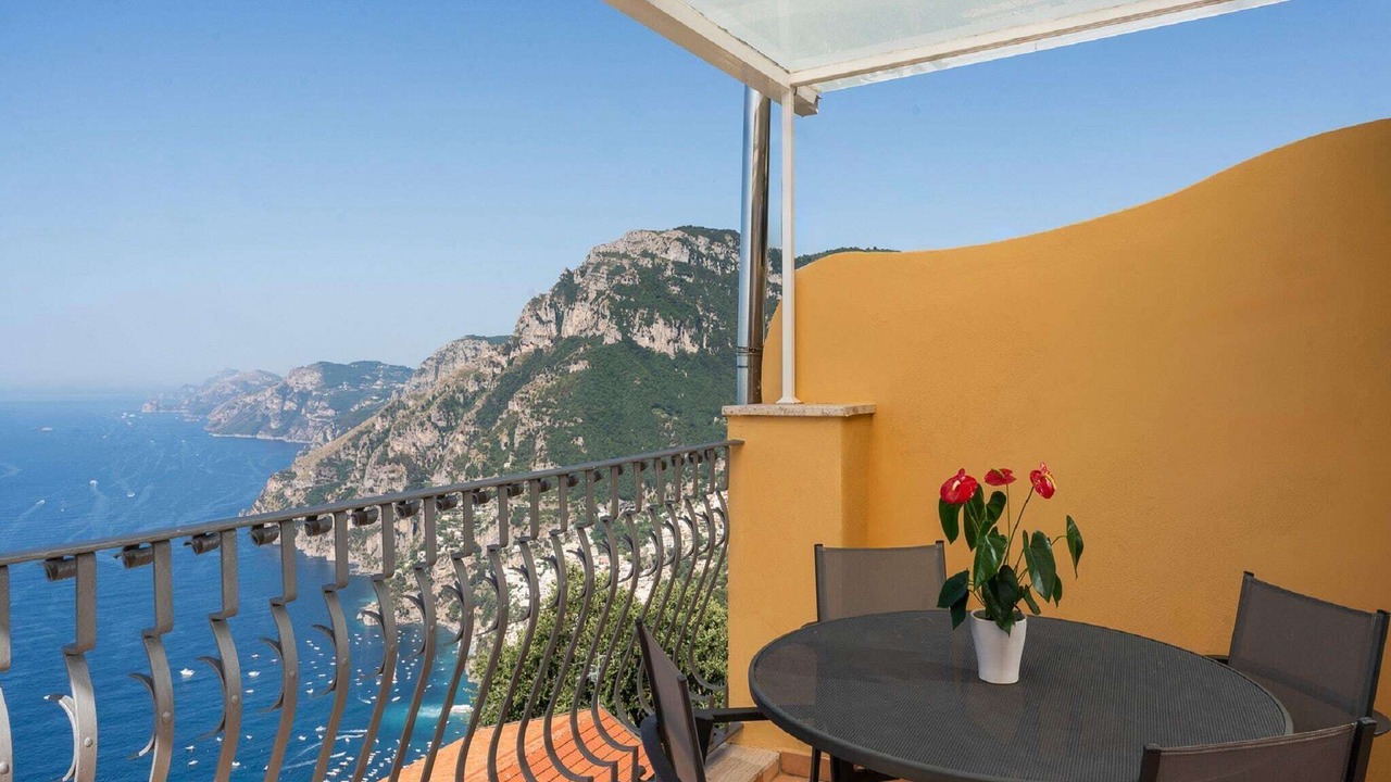 Photo of Patio Balcony in Path of the Gods