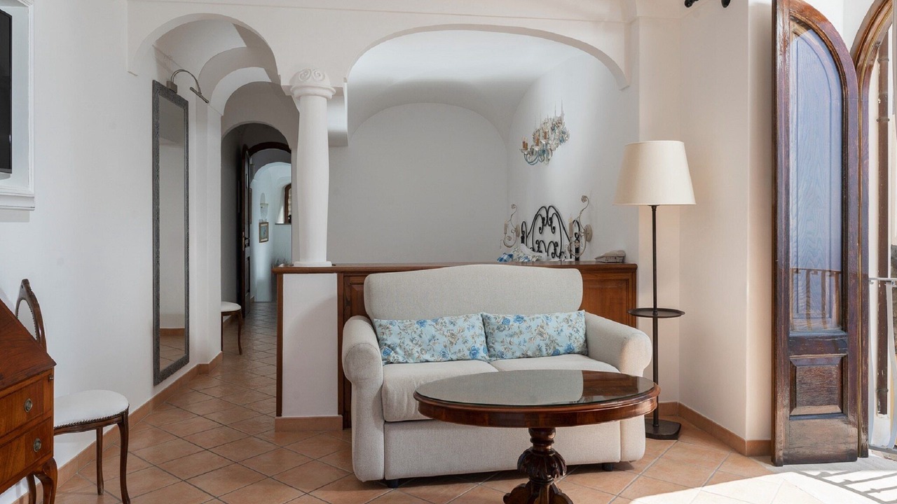 Photo of Livingroom in Path of the Gods