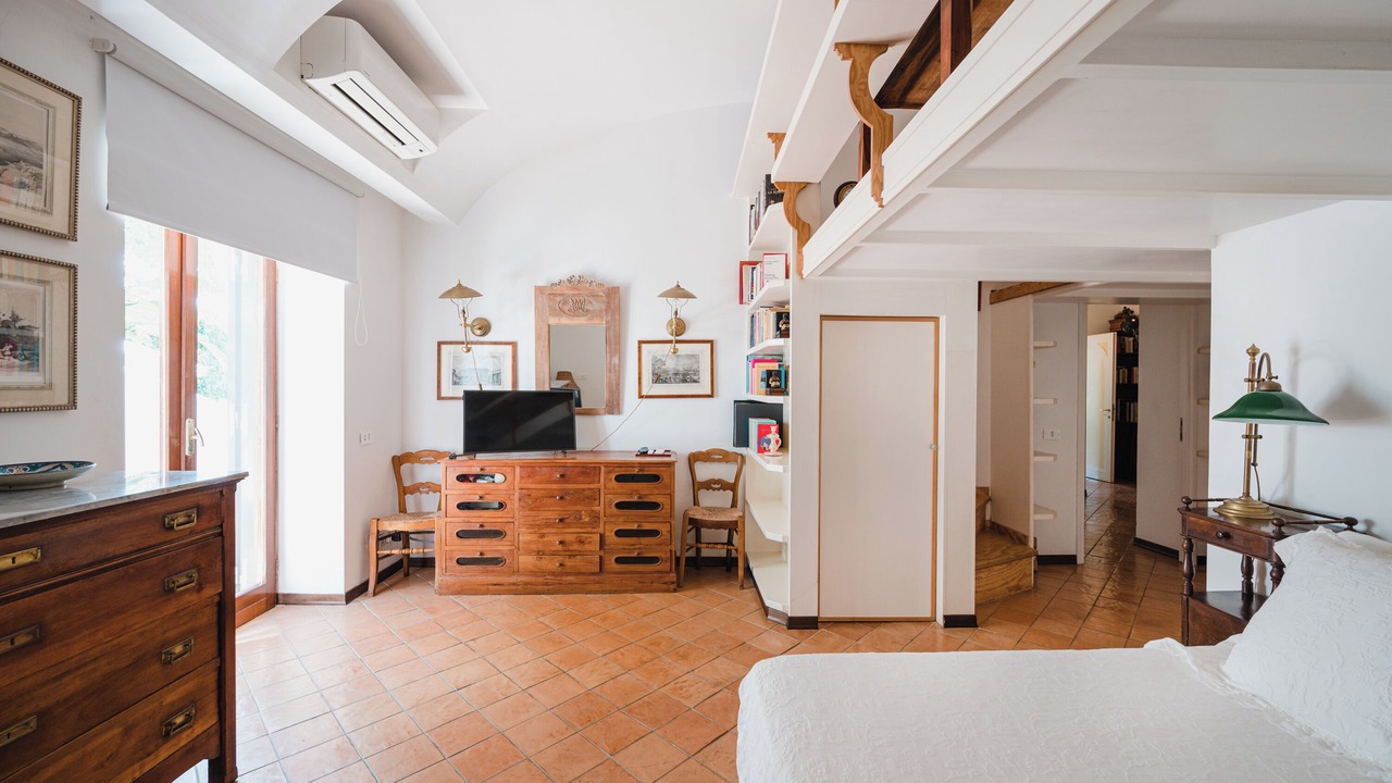 Photo of Bedroom in Capri