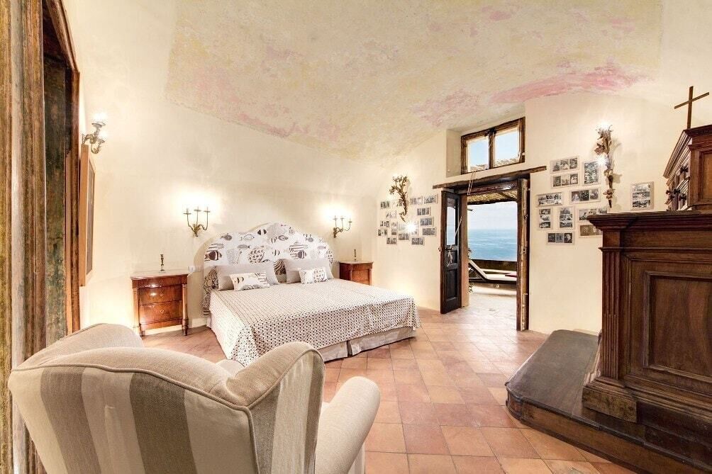 Photo of Bedroom in Montepertuso