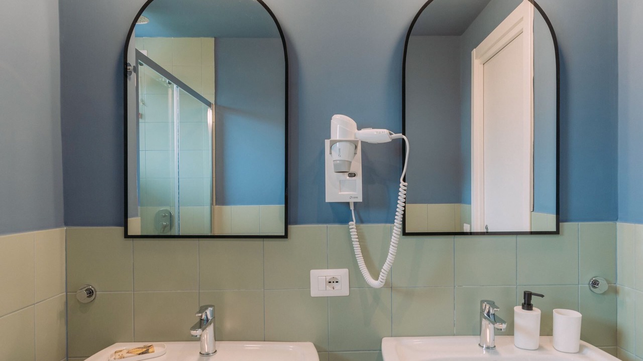 Photo of Bathroom in Sorrento City Centre