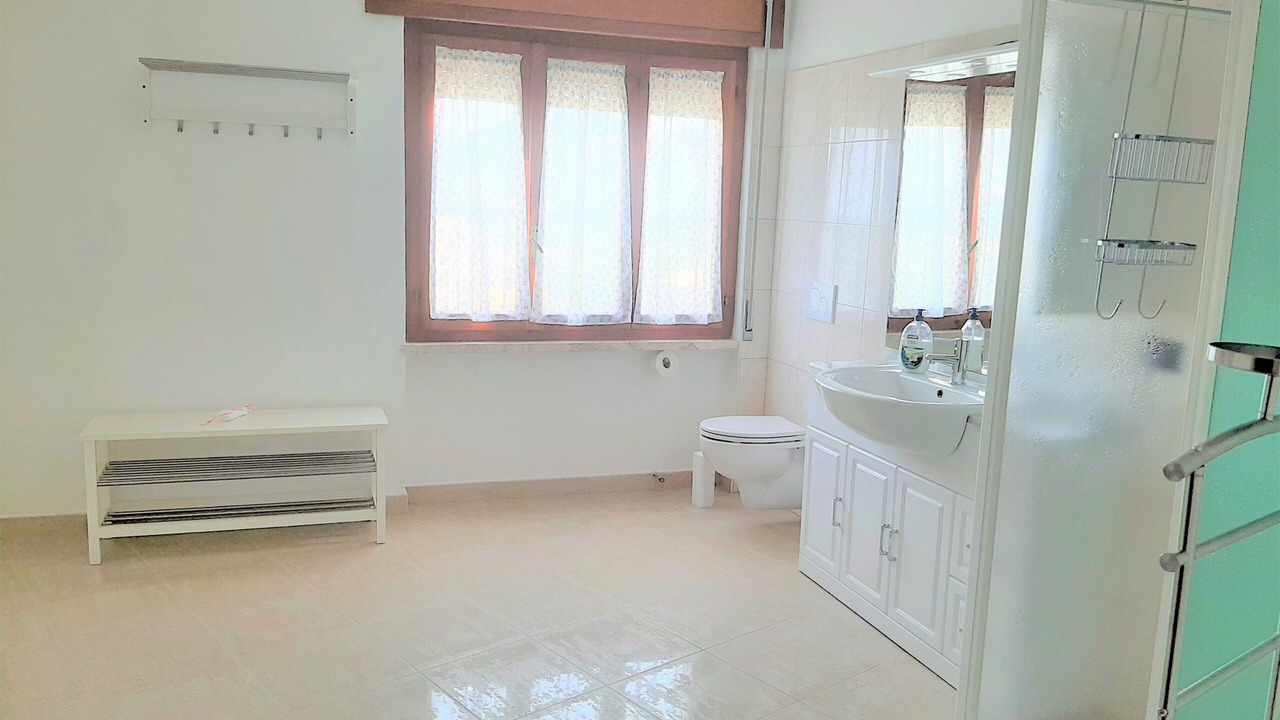 Photo of Bathroom in Fraine