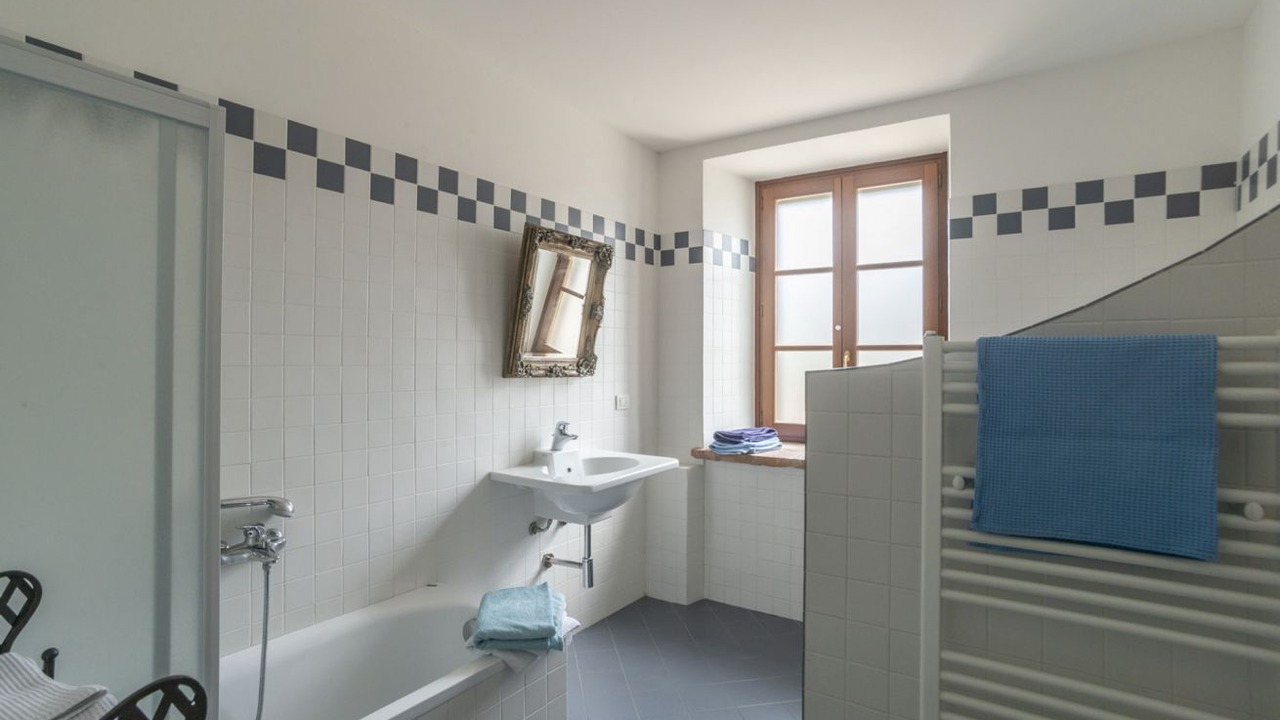 Photo of Bathroom in Magione