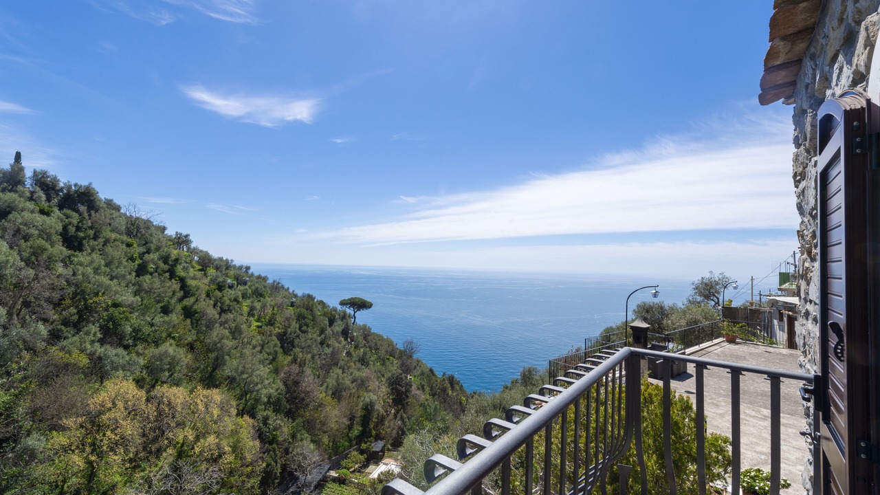 Photo of Outdoor in Montepertuso