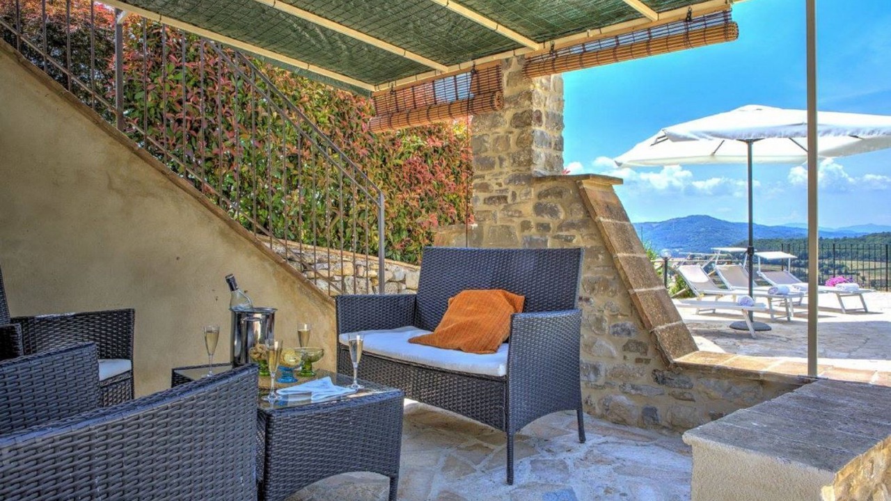 Photo of Patio Balcony in Montone