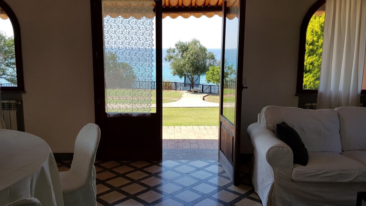 Photo of Livingroom in Parghelia