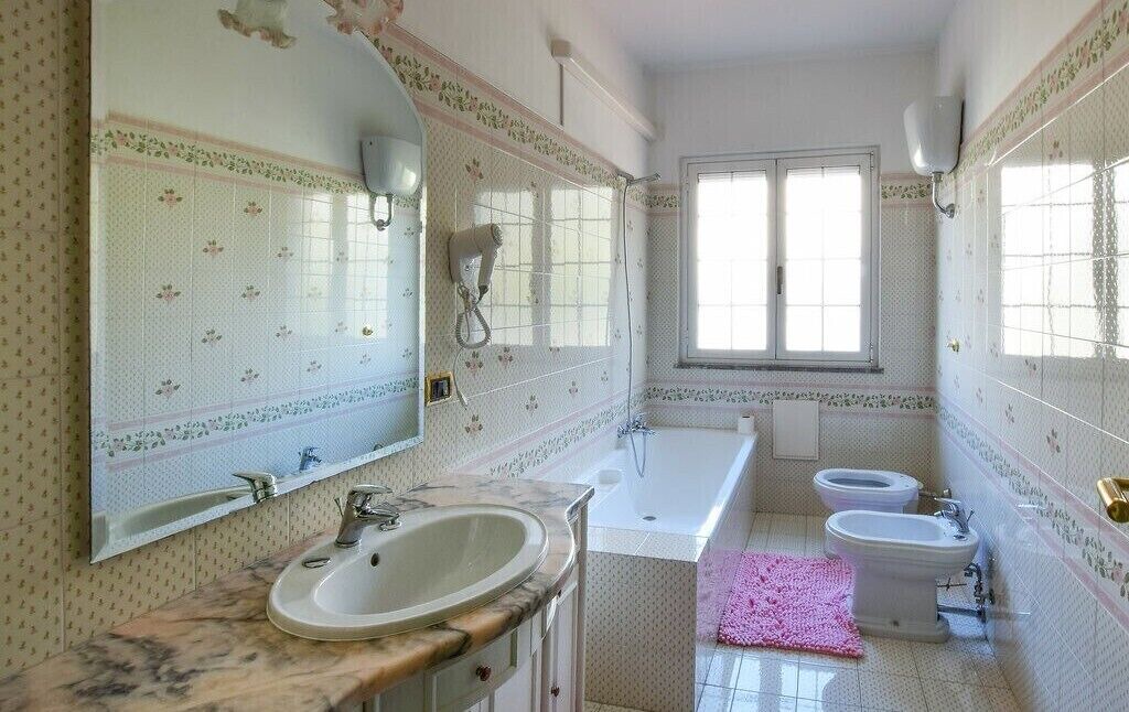 Photo of Bathroom in Praia a Mare