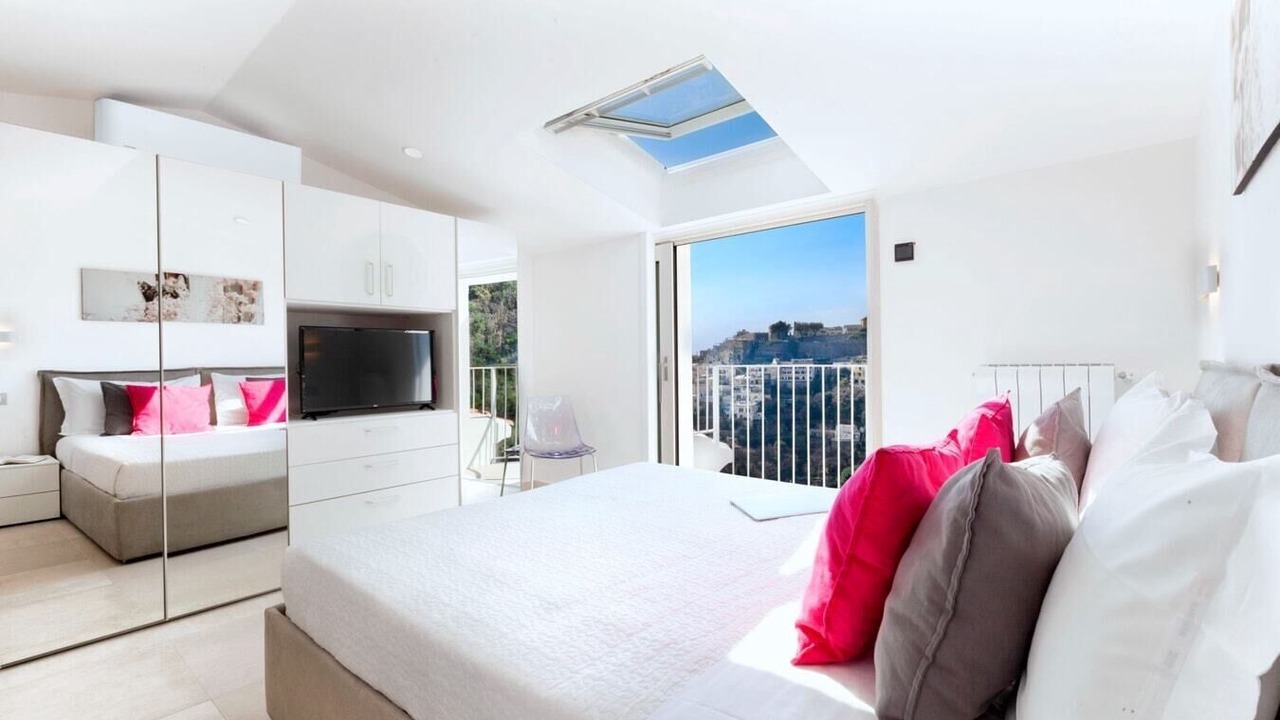 Photo of Bedroom in Montepertuso