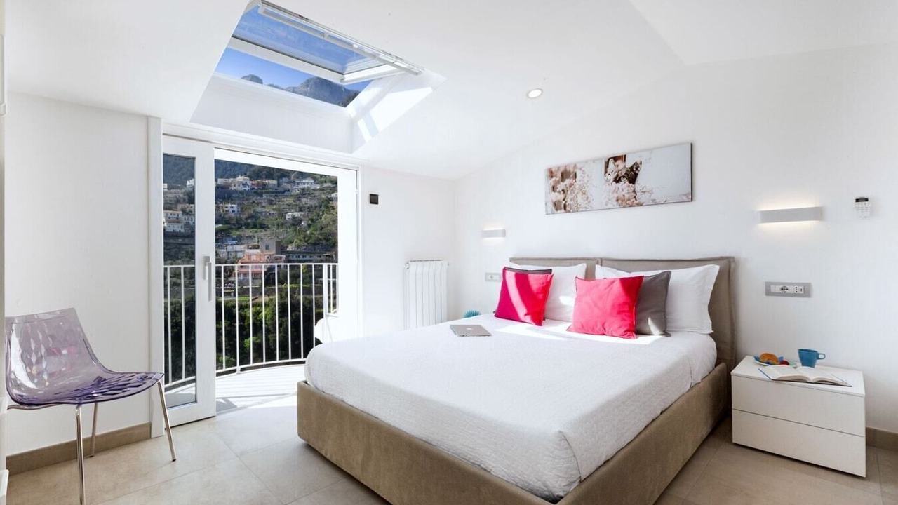 Photo of Bedroom in Montepertuso