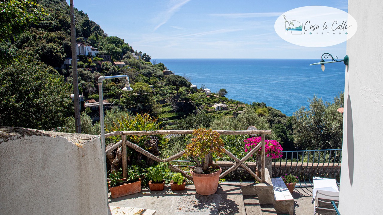 Photo of Patio Balcony in Laurito