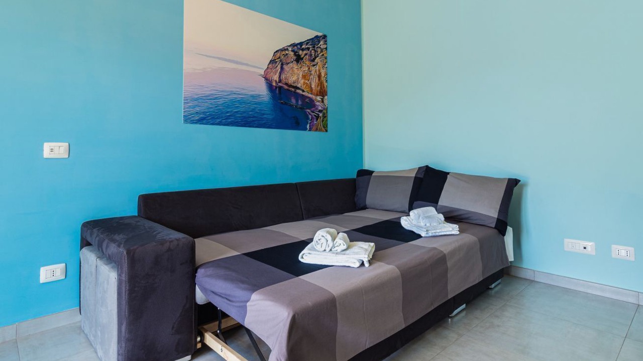 Photo of Bedroom in Meta