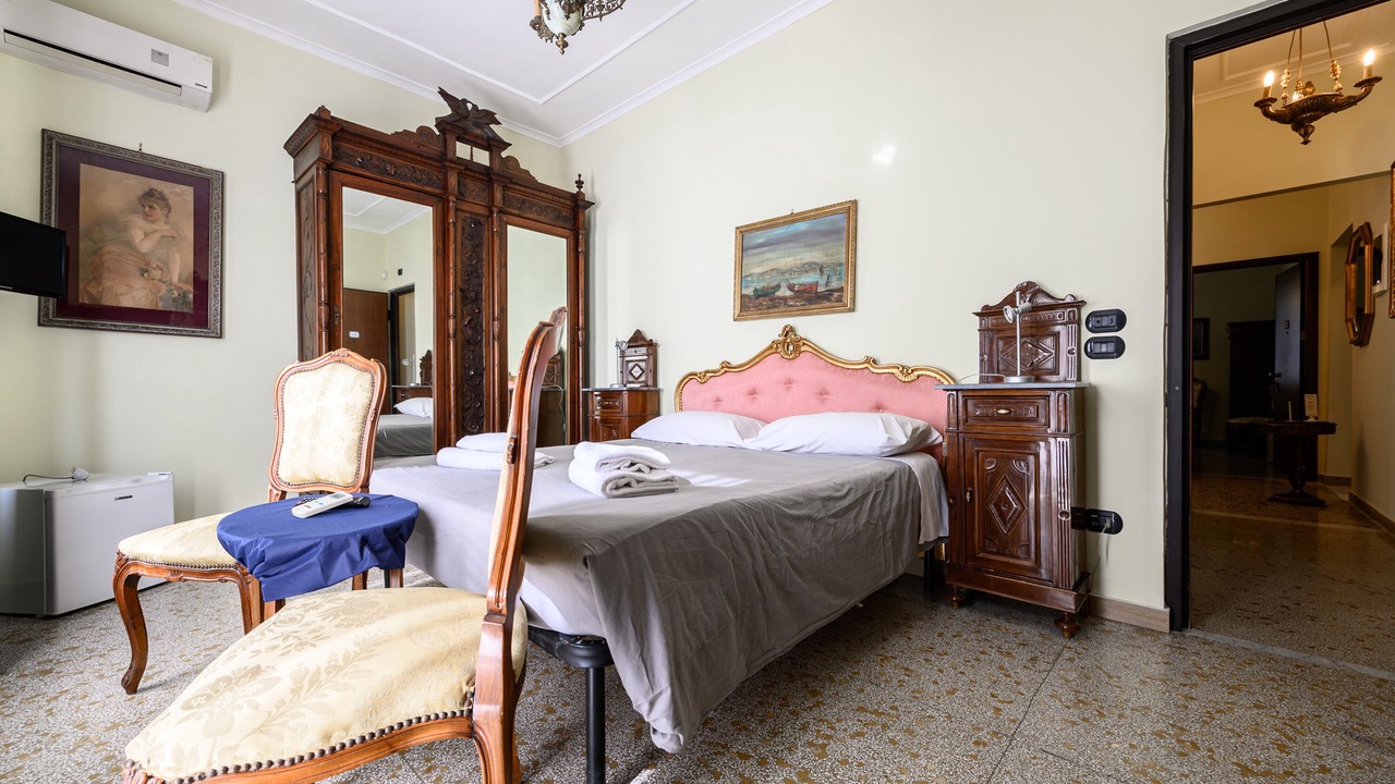 Photo of Bedroom in Pozzuoli