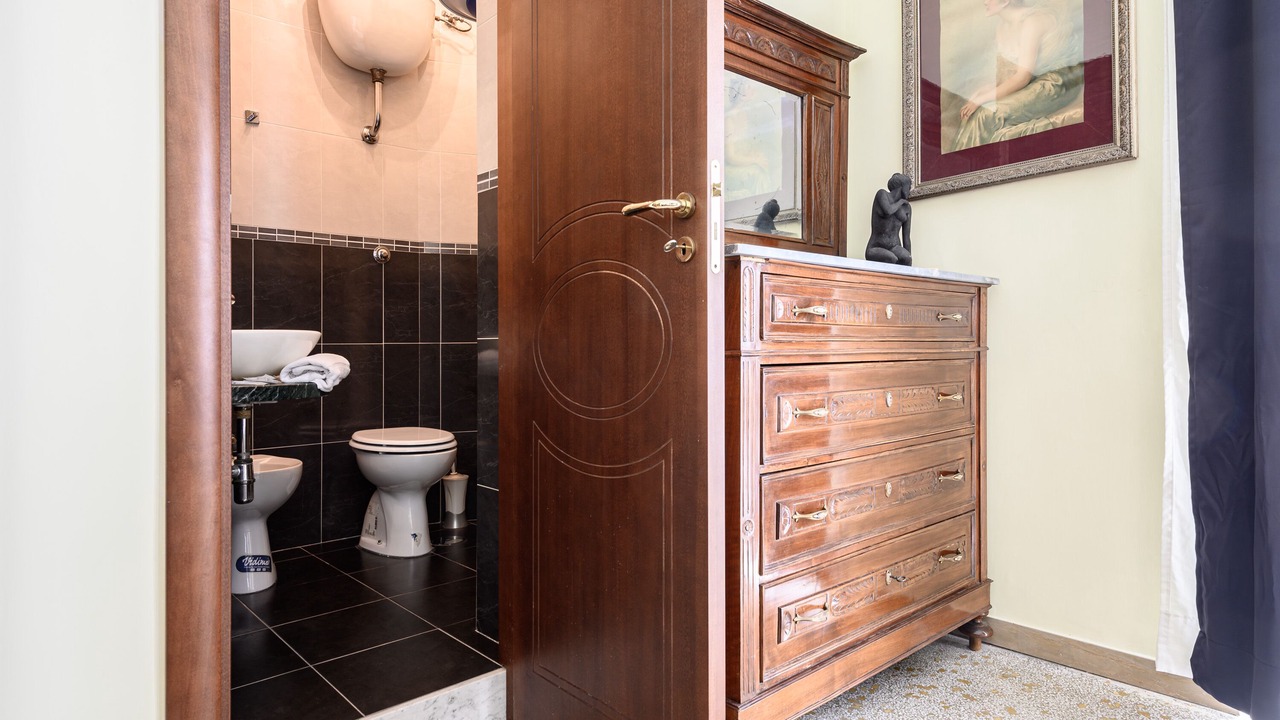 Photo of Bathroom in Pozzuoli