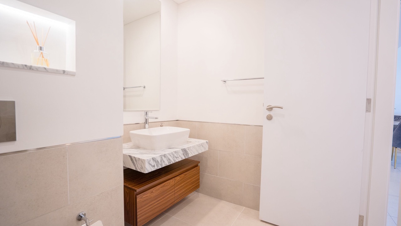Photo of Bathroom in Umm Suqeim 3