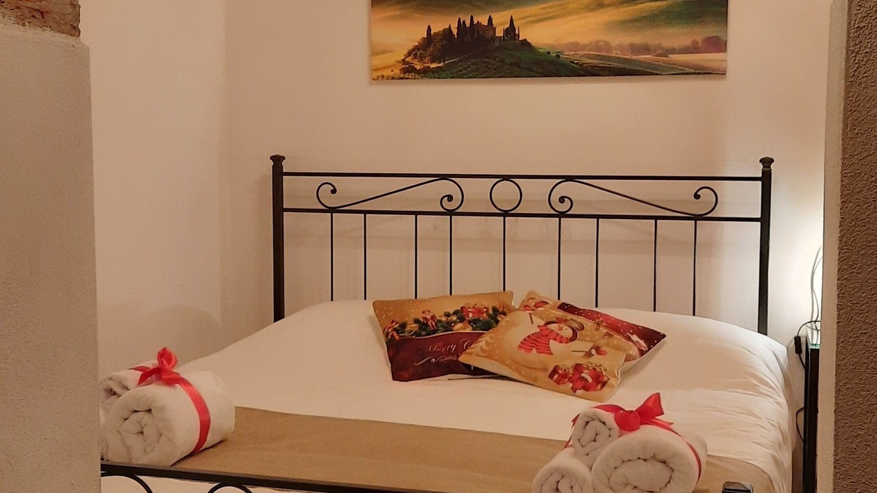 Photo of Bedroom in Lucignano