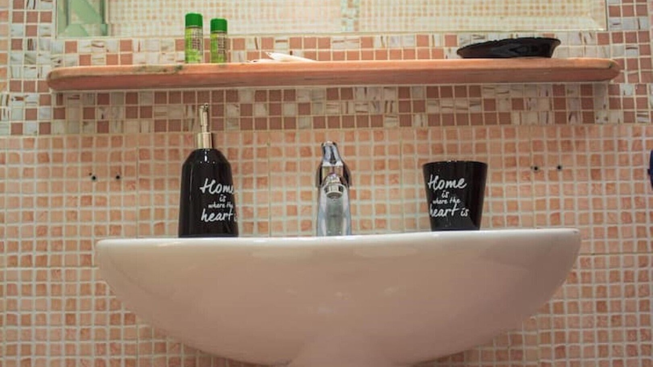 Photo of Bathroom in Naples City Centre