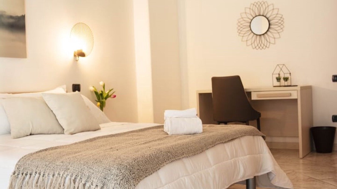 Photo of Bedroom in Naples City Centre