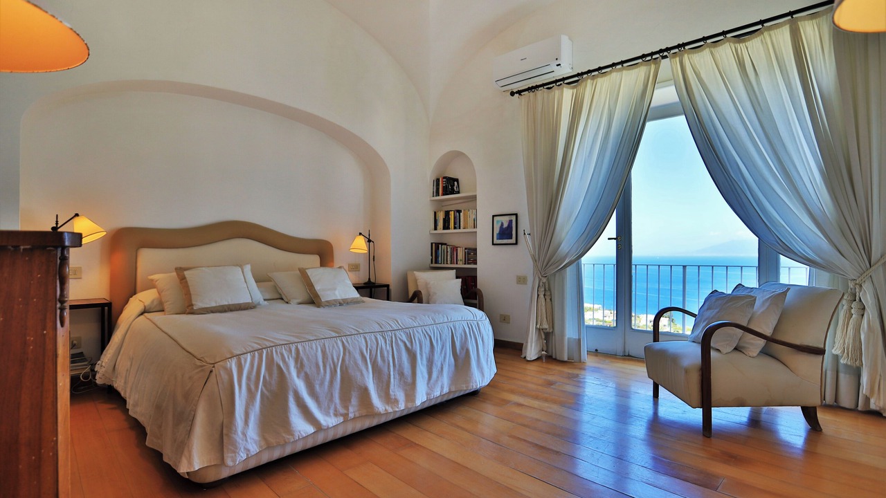 Photo of Bedroom in Marina Grande