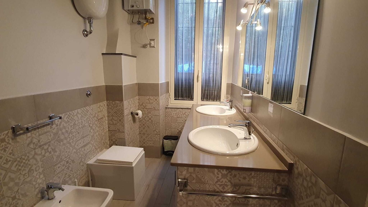 Photo of Bathroom in Ercolano