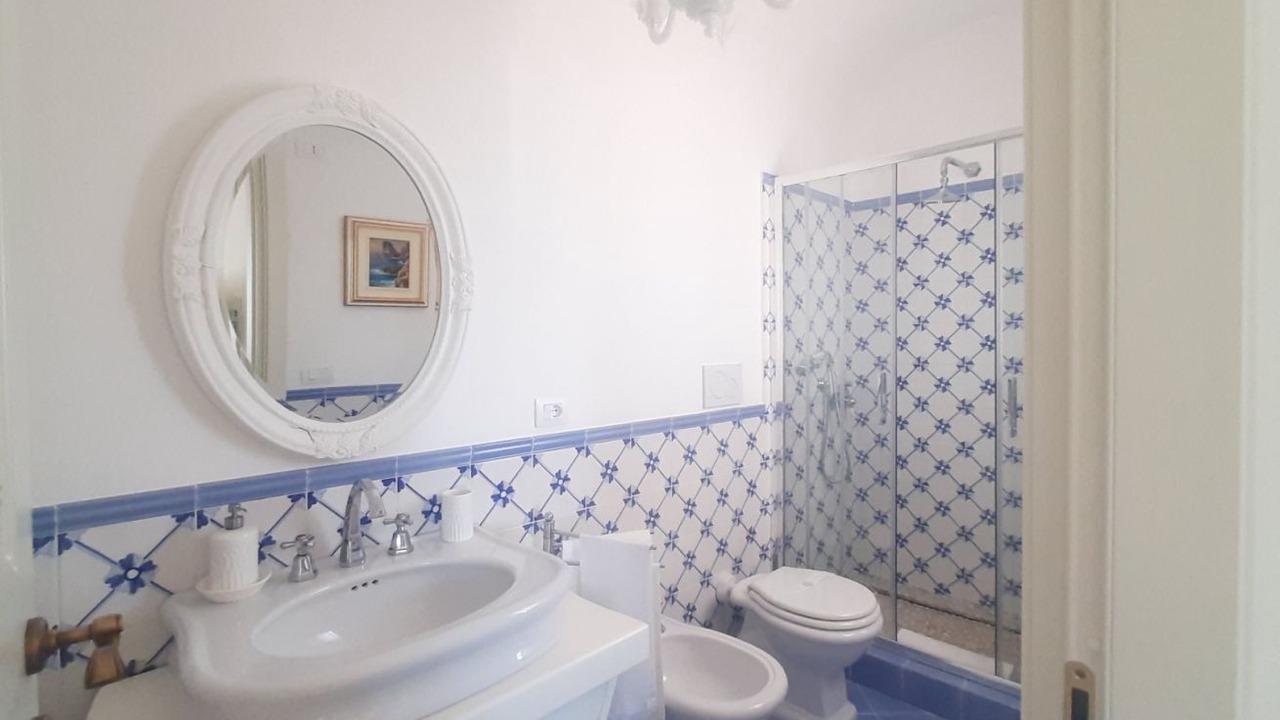 Photo of Bathroom in Anacapri