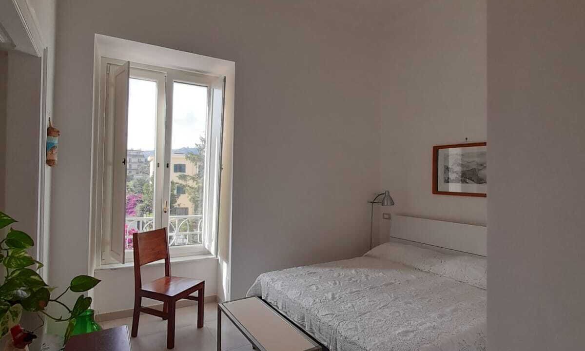 Photo of Bedroom in Meta