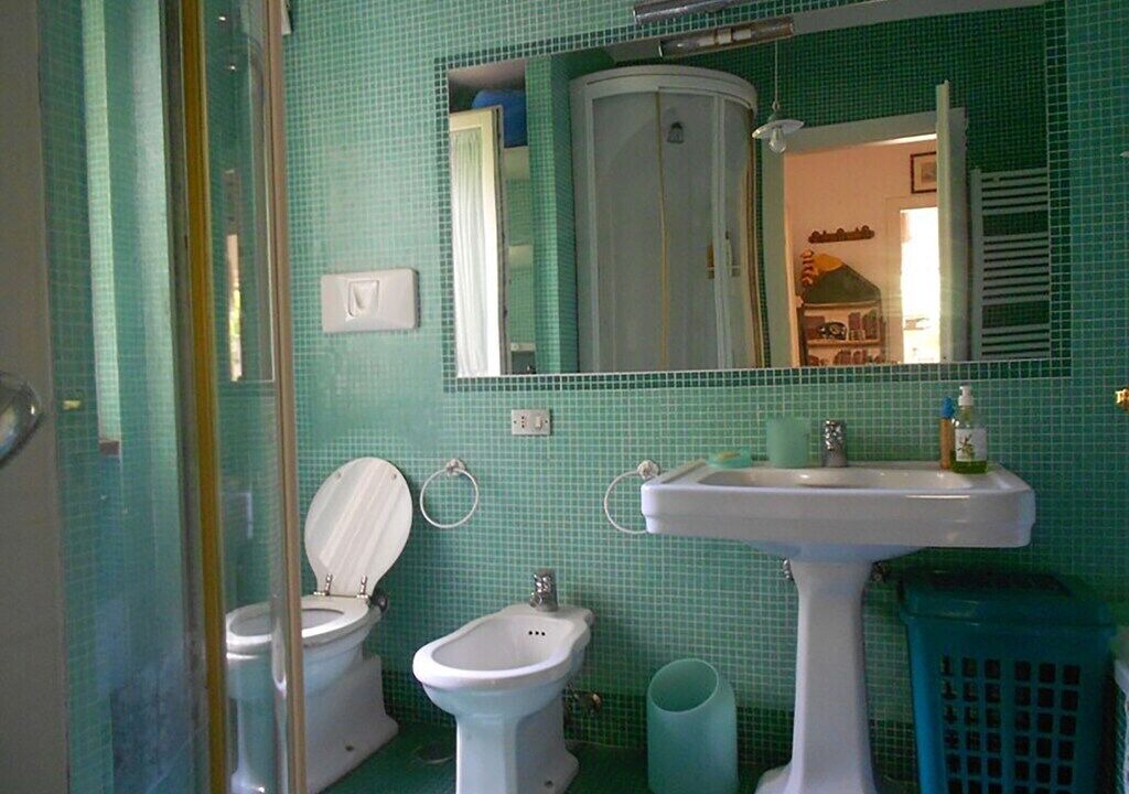 Photo of Bathroom in Minturno