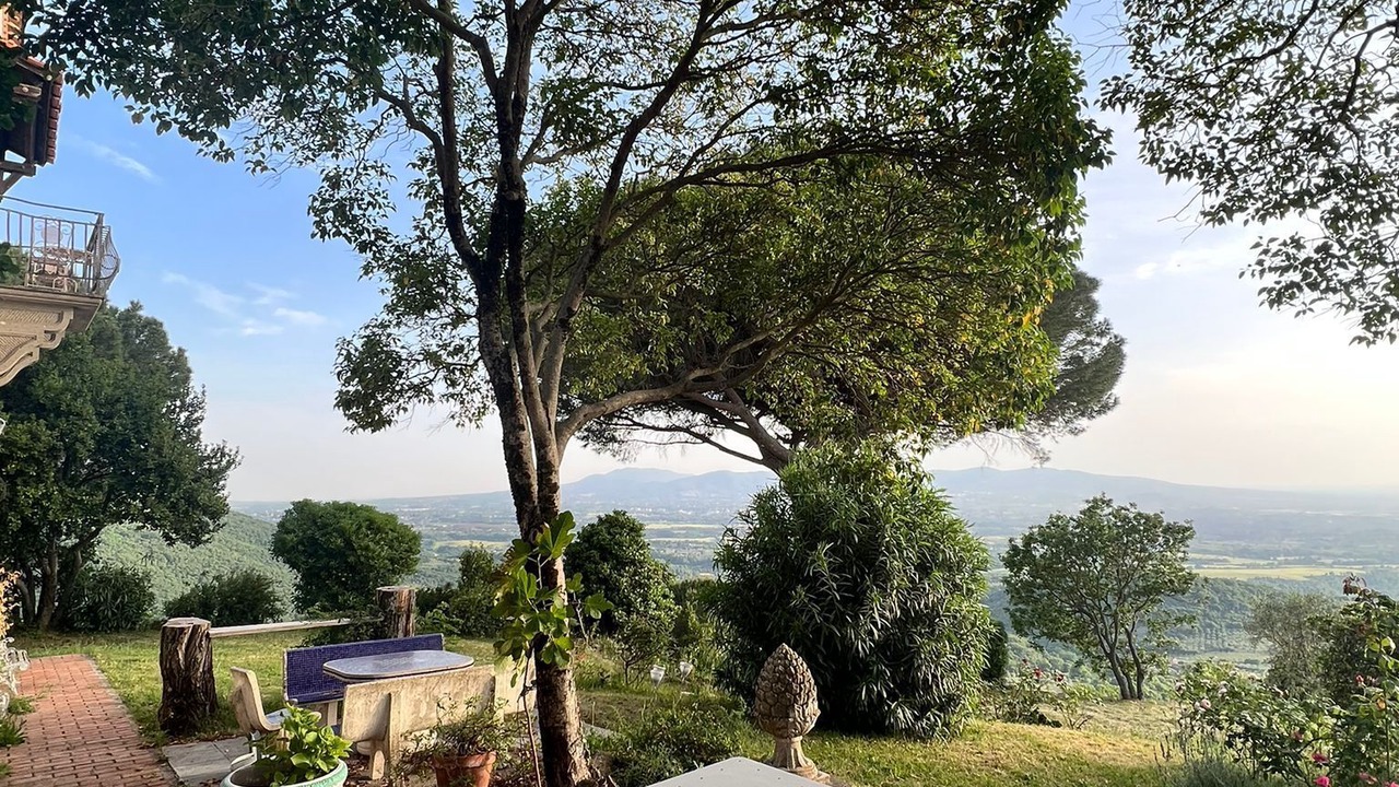 Photo of Outdoor in Poli