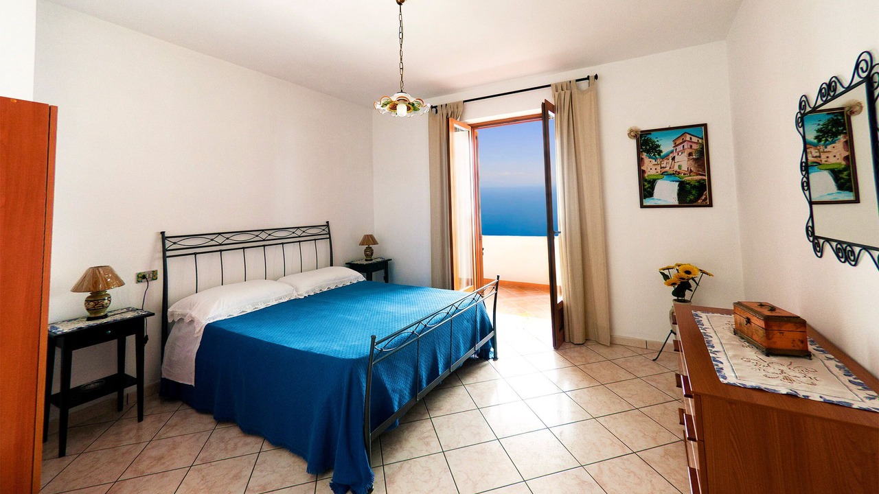 Photo of Bedroom in Pogerola
