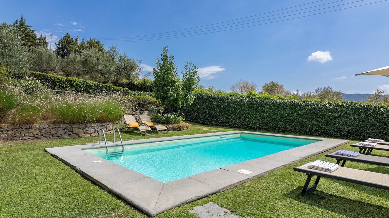Photo of Outdoor in Pergo