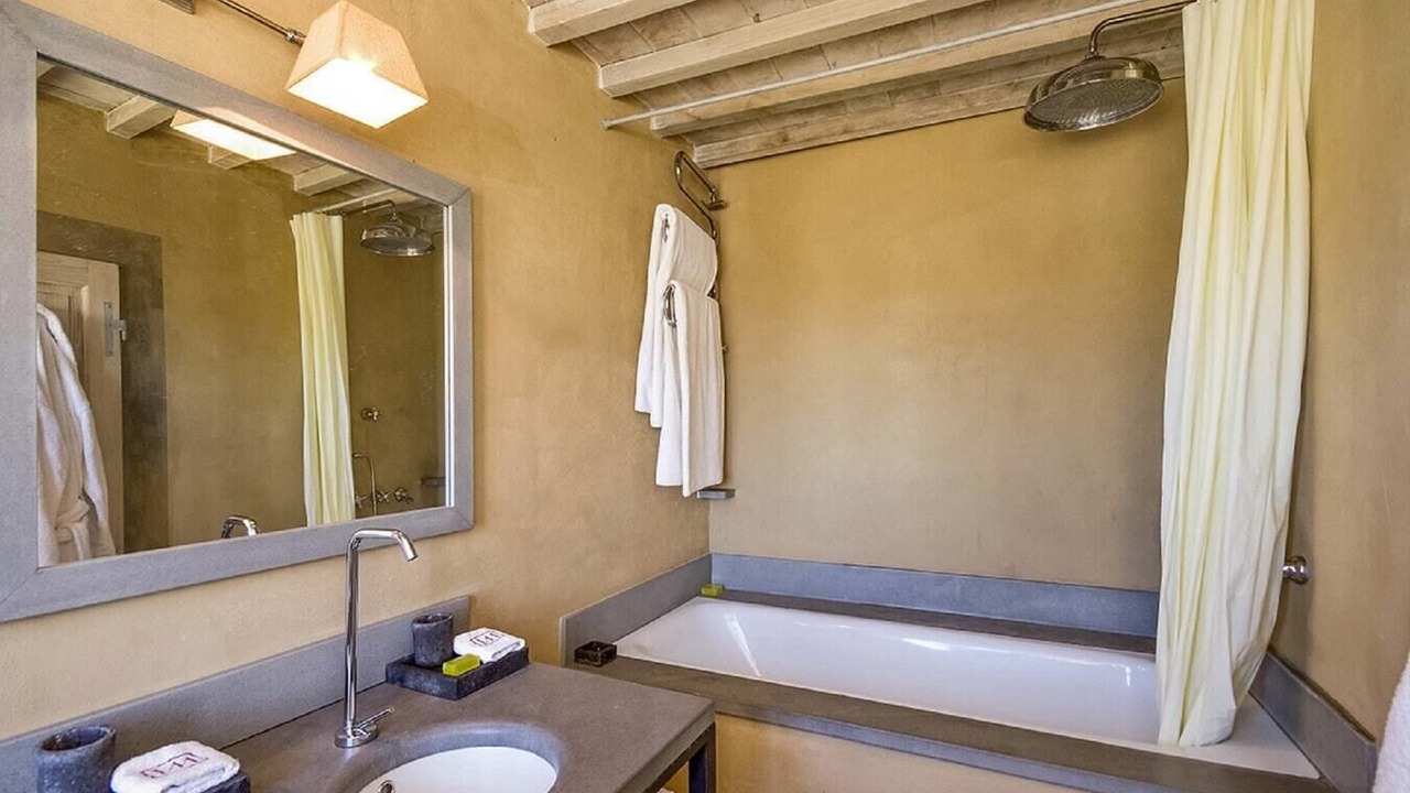 Photo of Bathroom in Gallina
