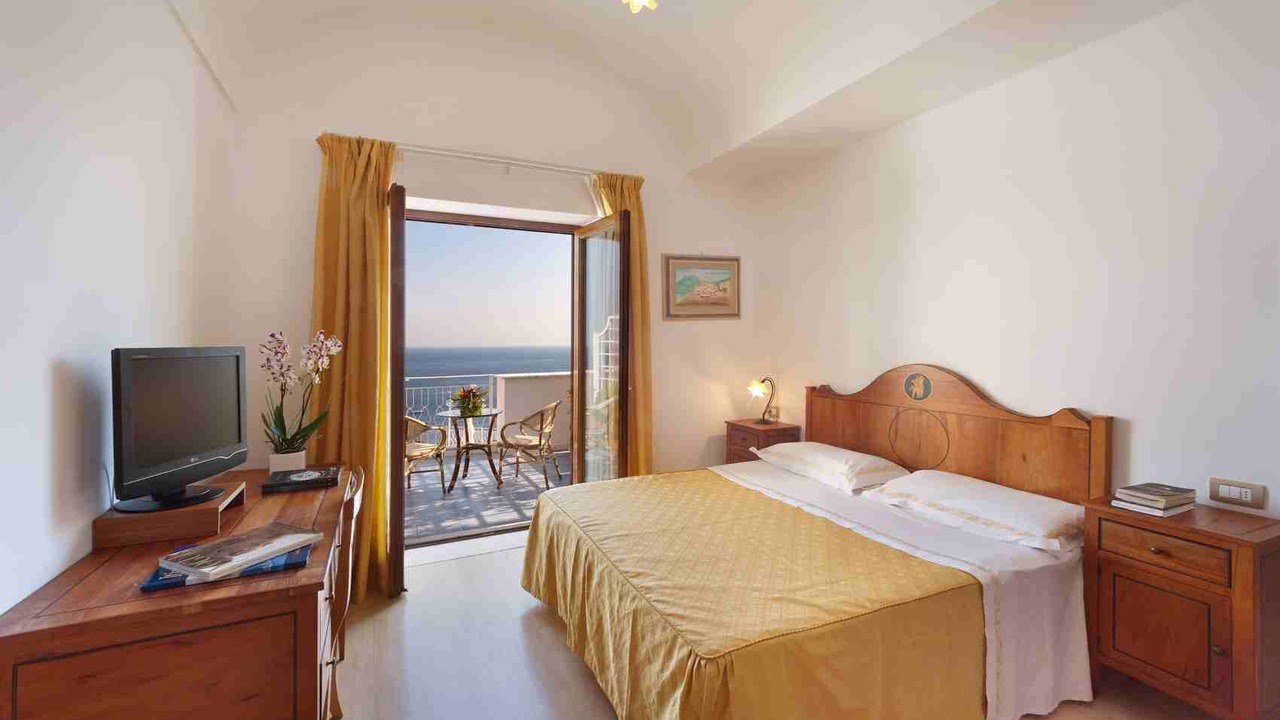 Photo of Bedroom in Marina del Cantone