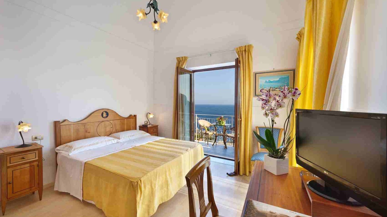 Photo of Bedroom in Marina del Cantone
